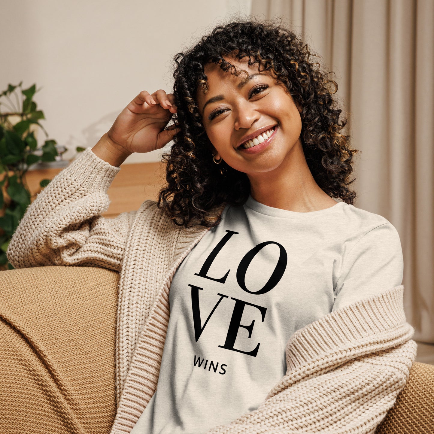 LOVE Women's Relaxed T-Shirt